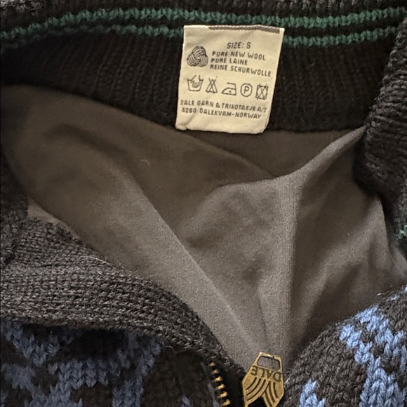 Dale of Norway I Wool Sweater - Picture 11 of 11